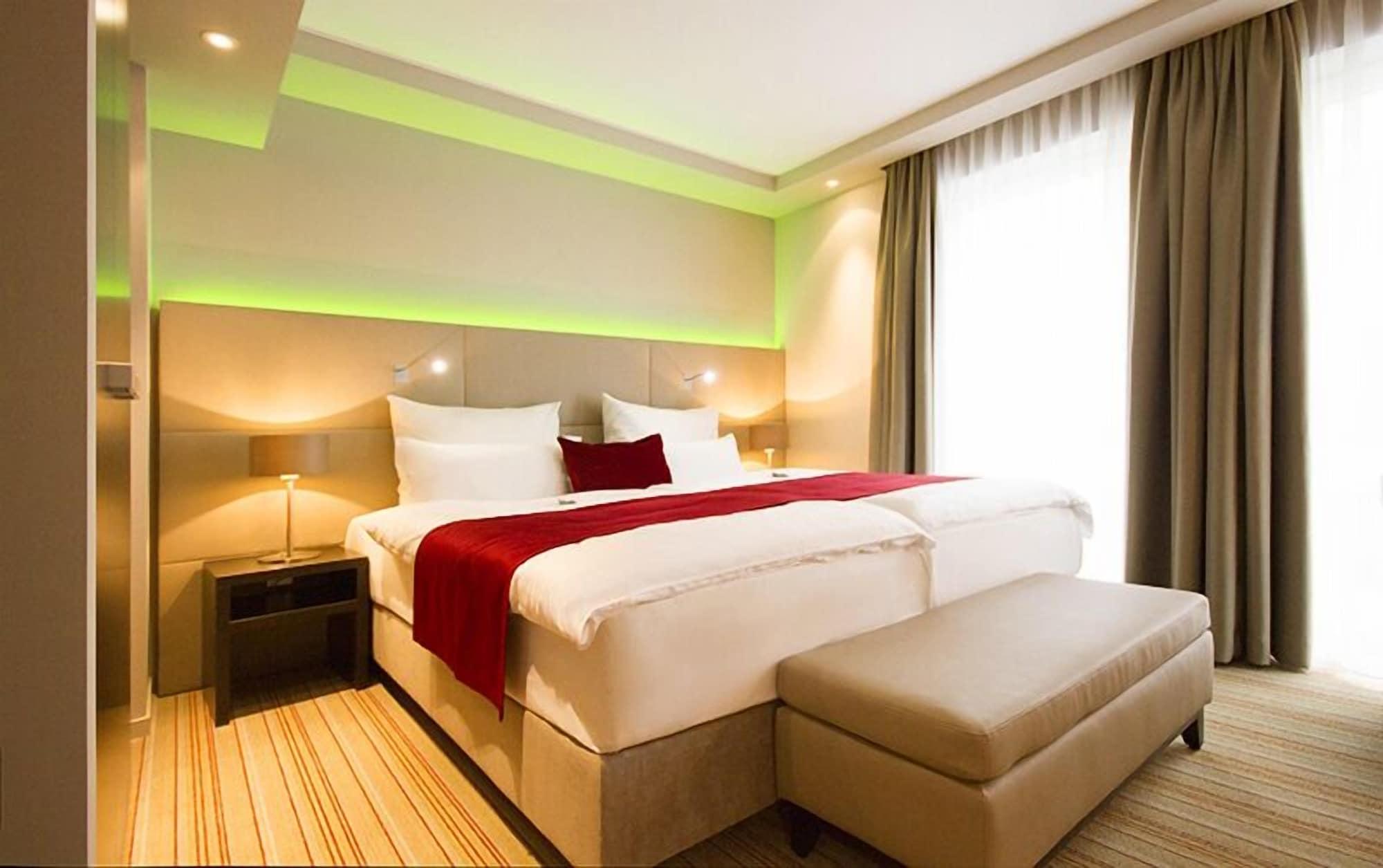 Marc (adults Only) 4*